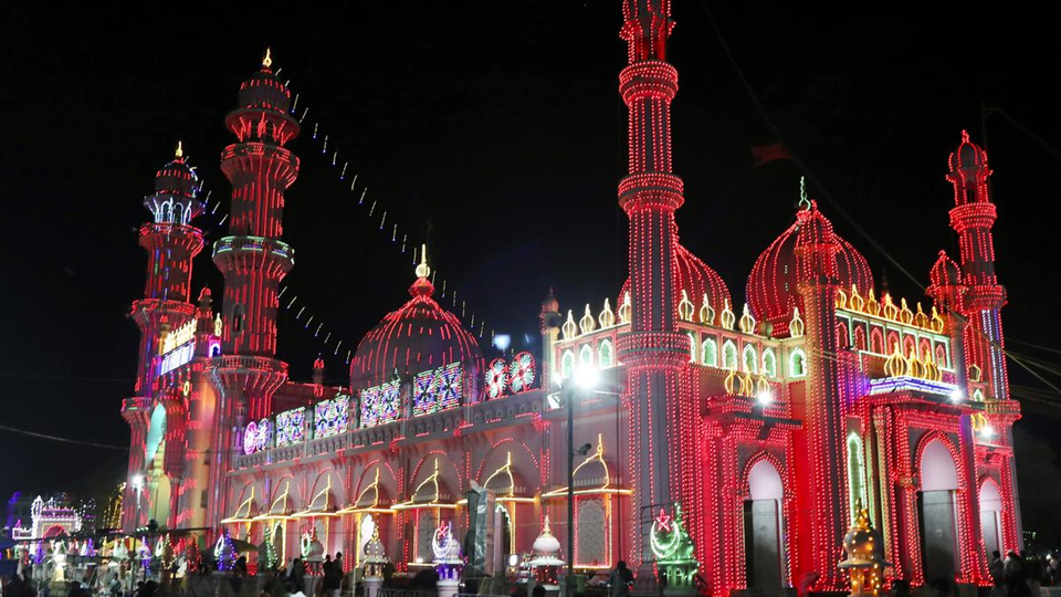 കോര്‍‍പ്പറേഷന്‍‍ പരിധിയിലുള്ള കെ.എസ്.ഇ.ബി. ഓഫീസുകള്‍‍‍‍‍ക്ക് അവധി, Beemapally Uroos (also spelled Beemapalli Uroos or Beema Palli Urs) is the famous annual Chandanakudam Mahotsavam at Beemapally Dargah Shareef in Thiruvananthapuram, Kerala. This 10-11 day Sufi festival commemorates Syedunnisa Beema Beevi (a saintly woman with divine powers) and her son Maheen Abubacker, attracting lakhs of pilgrims from all faiths with its iconic chandana kudam (sandalwood paste pots) procession, nercha offerings, and communal harmony. Searches peak dramatically in November-December (right now in 2025, as the festival starts tomorrow — November 22 to December 2, 2025), especially around dates, live updates, traffic, and holidays). Primary (Highest Volume) Keywords These dominate during the festival season due to date/holiday queries: Beemapally Uroos 2025 Beemapally Uroos dates 2025 Beemapally Uroos holiday Thiruvananthapuram Beemapally Chandanakudam 2025 Beemapally Dargah Uroos Beemapally Uroos live ബീമപള്ളി ഉറൂസ് 2025 (Beemapally Uroos 2025) ബീമാപ്പള്ളി ഉറൂസ് തീയതി ബീമപള്ളി ചന്ദനക്കുടം 2025 ബീമപള്ളി ദർഗാ ഉറൂസ് ബീമപള്ളി ഉറൂസ് അവധി Chandanakkudam Mahotsavam Beemapally Beemapally Uroos procession / nercha Beemapally Dargah festival Kerala Beemapally Uroos history / story Beemapally Chandanakudam photos / video Beemapally Uroos traffic / parking How to reach Beemapally Uroos Beemapally Uroos Thiruvananthapuram Beemapally Dargah Shareef festival Beemapally Uroos route map Best time Beemapally Chandanakudam Beemapally Uroos accommodation / stay Beema Beevi Uroos Beemapally Urs festival Kerala Thiruvananthapuram Uroos 2025 Beemapally flag hoisting 2025 Thiruvananthapuram news Trivandrum news today Thiruvananthapuram latest news TVM news Thiruvananthapuram breaking news Trivandrum local news തിരുവനന്തപുരം വാർത്തകൾ (Thiruvananthapuram varthakal) തിരുവനന്തപുരം ന്യൂസ് ടുഡേ തിരുവനന്തപുരം ജില്ലാ വാർത്തകൾ ടിവിഎം വാർത്ത തിരുവനന്തപുരം ബ്രേക്കിംഗ് ന്യൂസ്, Beemapally Uroos 2025 Thiruvananthapuram Thiruvananthapuram local holiday November 22 Thiruvananthapuram corporation election 2025 Kerala local body polls Thiruvananthapuram Thiruvananthapuram Metro Rail project Beemapally Chandanakudam news Thiruvananthapuram politics news Trivandrum crime news Thiruvananthapuram weather today / rain alert Thiruvananthapuram accident news Thiruvananthapuram corporation news Trivandrum airport news Thiruvananthapuram development projects Latest news in Thiruvananthapuram today Thiruvananthapuram local body election results 2025 Beemapally Uroos holiday Thiruvananthapuram Thiruvananthapuram traffic updates / road block Attukal Pongala 2026 dates (seasonal spike in Feb-March) Vizhinjam port latest news Thiruvananthapuram SilverLine project Thiruvananthapuram updates