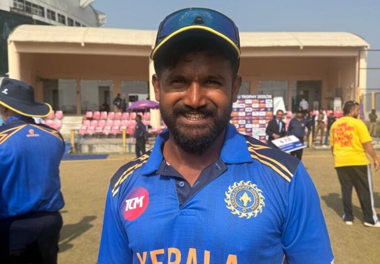 സയ്യിദ് മുഷ്താഖ് അലി: മുംബൈയെ അട്ടിമറിച്ച് കേരളം, Syed Mushtaq Ali Trophy Kerala vs Mumbai, Kerala vs Mumbai SMAT 2025, SMAT 2025 Kerala Mumbai live score, Syed Mushtaq Ali Trophy Elite Group A, Kerala beat Mumbai Syed Mushtaq Ali, Kerala vs Mumbai Syed Mushtaq Ali Trophy Lucknow 2025, Sanju Samson Kerala vs Mumbai SMAT highlights, Sharafuddeen NM shines Kerala beats Mumbai SMAT, Suryakumar Yadav vs Kerala Syed Mushtaq Ali 2025, Rohan Kunnummal Kerala innings vs Mumbai SMAT, Syed Mushtaq Ali Trophy 2025 round 5 Kerala Mumbai, KM Asif 5 wickets Kerala vs Mumbai live scorecard,