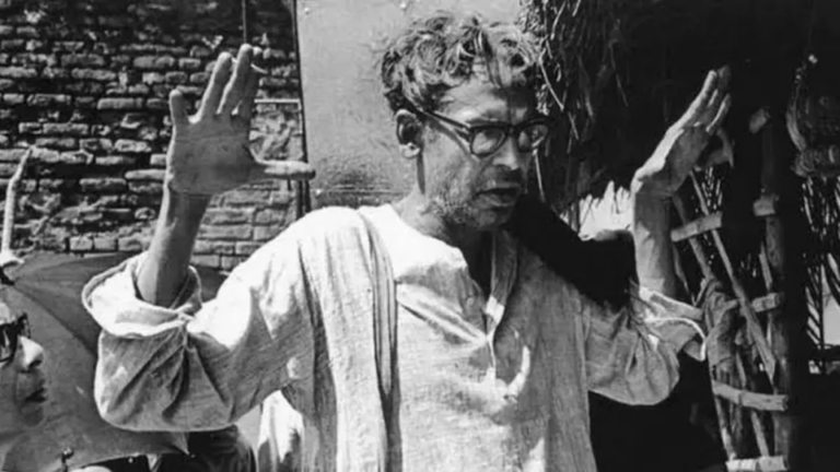 ഐ.എഫ്.എഫ്.കെ: ഋതിക് ഘട്ടക്കിന്റെ പുനരുദ്ധരിച്ച നാല് ചിത്രങ്ങള്‍ പ്രദര്‍ശിപ്പിക്കും, Ritwik Ghatak, Ritwik Ghatak films, Bengali filmmaker, Meghe Dhaka Tara, Subarnarekha, Komal Gandhar, Titash Ekti Nadir Naam, Jukti Takko Aar Gappo, Ajantrik, Nagarik, Partition trilogy, Indian parallel cinema, social realism, feminism in Indian cinema, Satyajit Ray, Mrinal Sen, FTII Ritwik Ghatak, Indian New Wave, Padma Shri Ritwik Ghatak, National Film Award Ghatak, Cinema and I Ritwik Ghatak, Ritwik Ghatak books, IFFK 2025, International Film Festival of Kerala, 30th IFFK, IFFK schedule 2025, IFFK delegate registration, IFFK passes 2025, IFFK 2025 films, International Competition IFFK, Malayalam Cinema Today, Suvarna Chakoram, Spirit of Cinema Award, Garin Nugroho IFFK, Ritwik Ghatak centenary IFFK, Garin Nugroho films, Saeed Akhtar Mirza retrospective, IFFK venues 2025, Tagore Theatre IFFK, IFFK screenings Trivandrum, Kerala State Chalachitra Academy, FIAPF accredited festival, IFFK history, Thiruvananthapuram news, Trivandrum news, Kerala capital news, Thiruvananthapuram corporation, Kerala politics, LDF BJP Thiruvananthapuram, IFFK 2025 Trivandrum, Kerala events, Nishagandhi festival, Kerala cancer research, AMPOK grant, visually impaired Kerala, Trivandrum cinema news, Malayalam films, Kerala travel, Trivandrum protests, inland waterways Kerala, public inconvenience Trivandrum