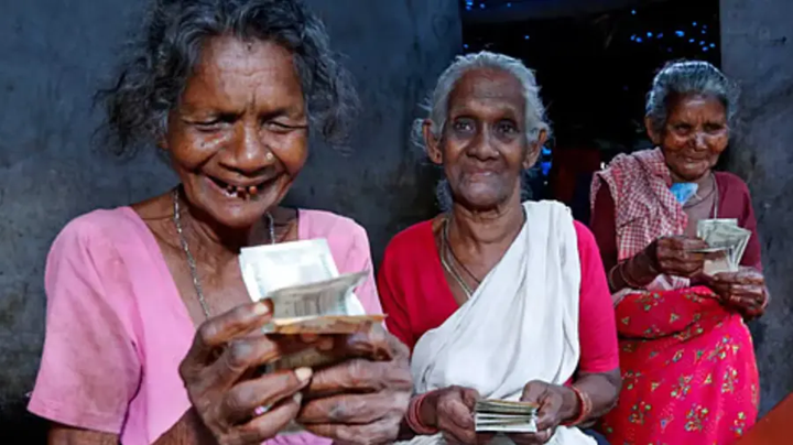 ക്ഷേമ പെന്‍ഷന്‍: വരുമാന സര്‍ട്ടിഫിക്കറ്റ് ഹാജരാക്കല്‍ സമയം നീട്ടി, Thiruvananthapuram airport news Thiruvananthapuram events today, Thiruvananthapuram politics Trivandrum crime news Thiruvananthapuram weather today Kerala news Thiruvananthapuram Thiruvananthapuram local news Trivandrum rain update / Trivandrum rain news, Thiruvananthapuram news Trivandrum news Thiruvananthapuram latest news Trivandrum today news Thiruvananthapuram breaking news തിരുവനന്തപുരം വാർത്ത, Latest news in Thiruvananthapuram today Thiruvananthapuram news headlines Trivandrum city news updates Thiruvananthapuram district news Breaking news Thiruvananthapuram Malayalam Thiruvananthapuram election news 2026, BJP Thiruvananthapuram news / Shashi Tharoor news Technopark Thiruvananthapuram news Vizhinjam port news Kovalam news / Trivandrum tourism news,