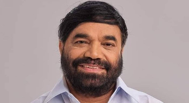 സച്ചിദാനന്ദന്റേയും പ്രേംകുമാറിന്റേയും അഭിപ്രായങ്ങള്‍ വ്യക്തിപരമായ നിലപാടുകള്‍ മാത്രം: മന്ത്രി